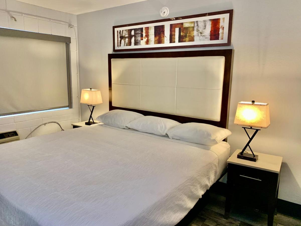 Rodeway Inn Midland Eksteriør bilde