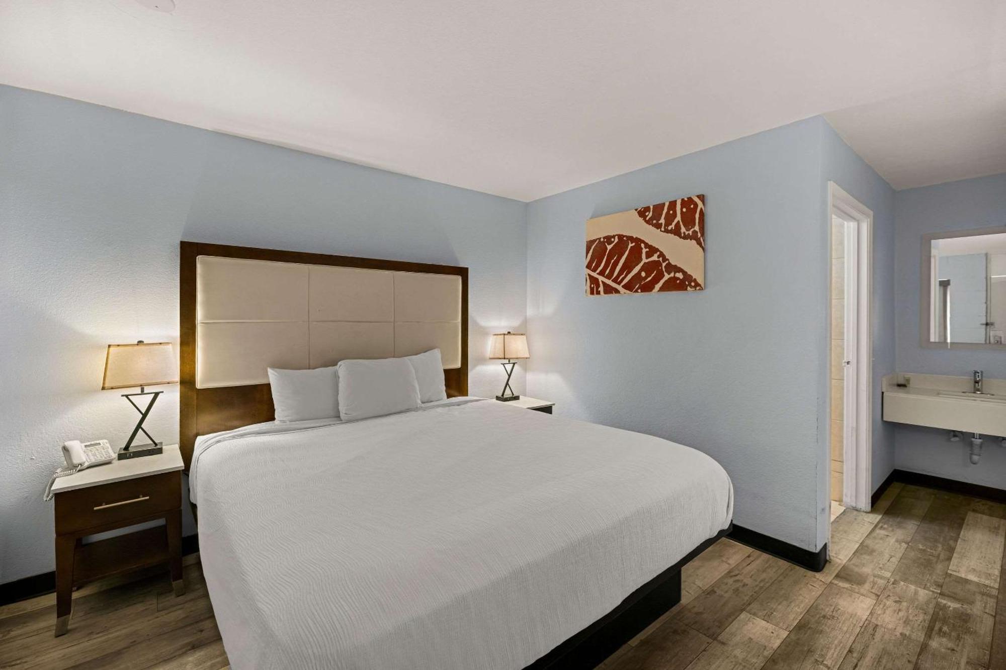 Rodeway Inn Midland Eksteriør bilde